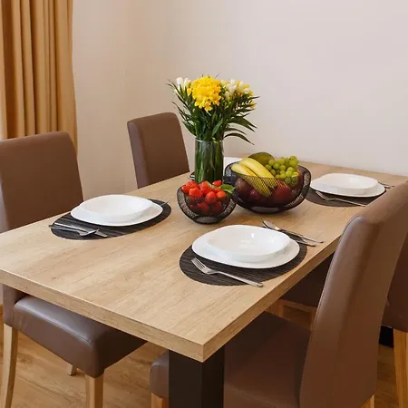 Whitehouse Apartman *